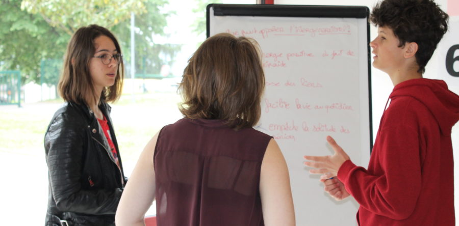 Mise en place de politique de démocratie participative impliquant les jeunes